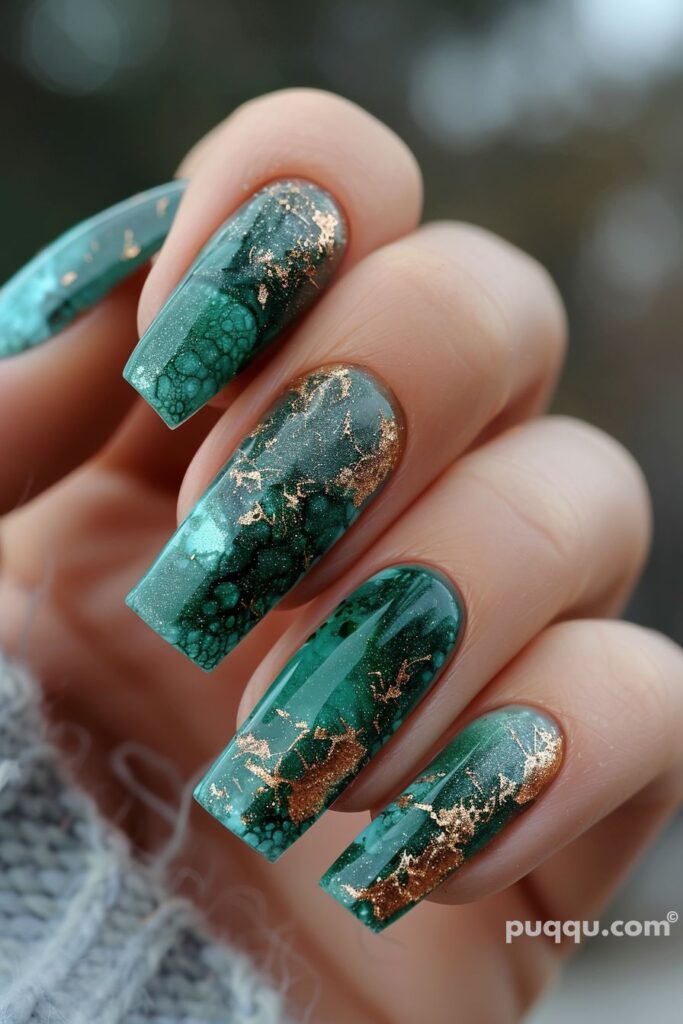 green-nails-22