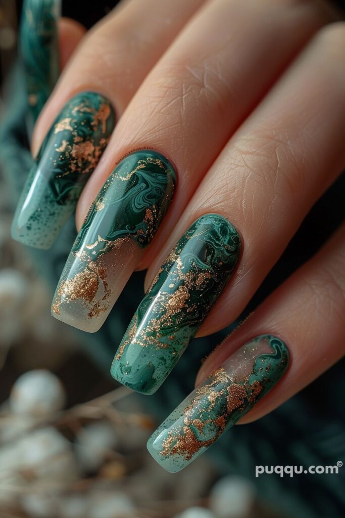 green-nails-24