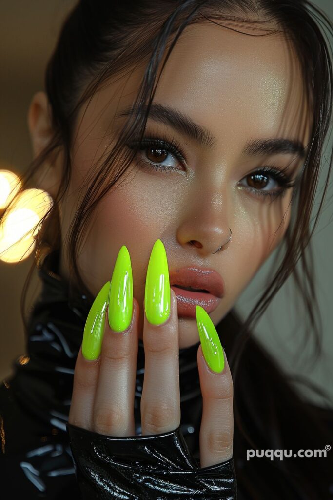 green-nails-44