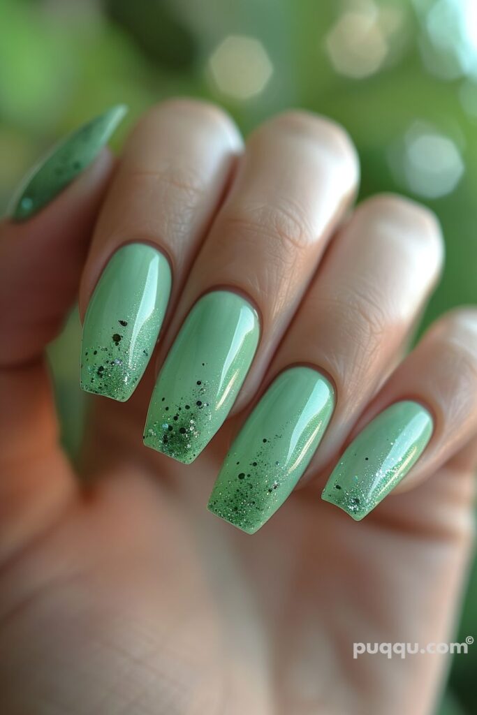 green-nails-61