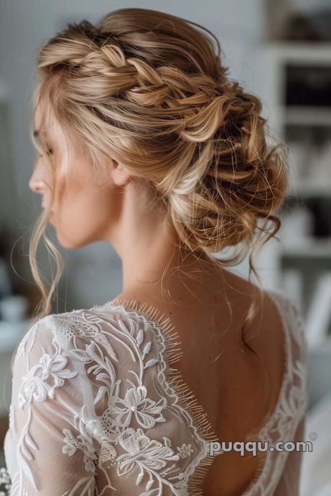wedding-hairstyles-2024-229