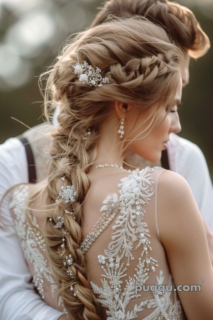 wedding-hairstyles-2024-87