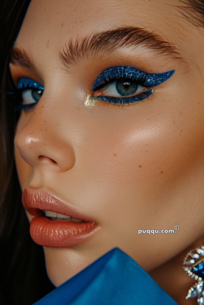 blue-eyeshadow-looks-33