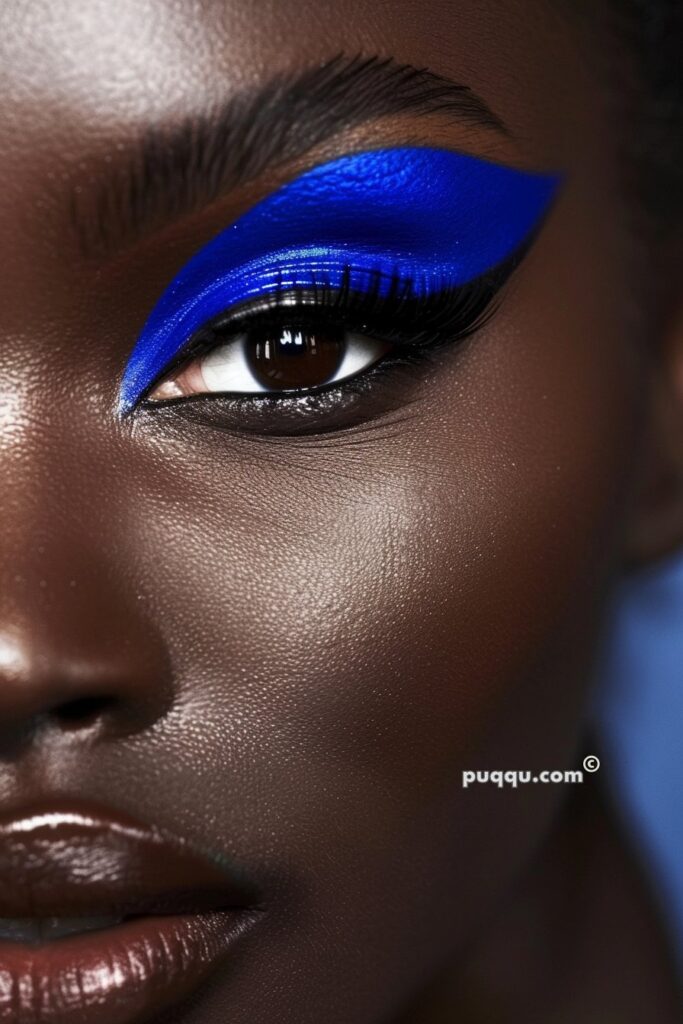 blue-eyeshadow-looks-55