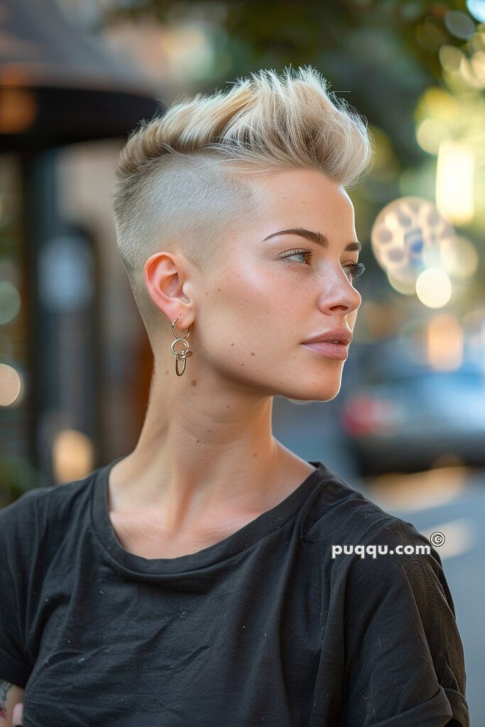 mohawk-haircut-for-women-139