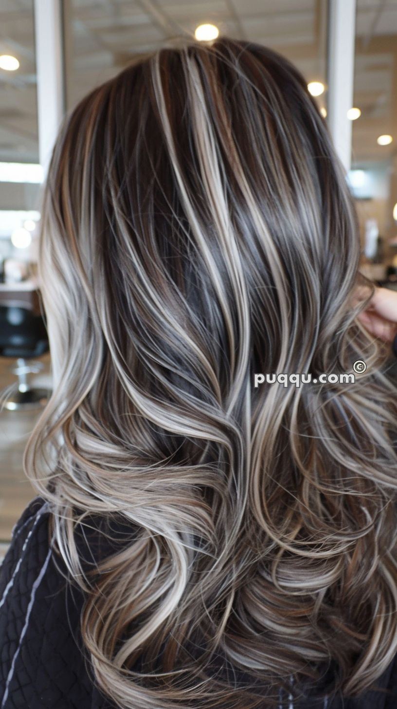 blonde-hair-with-lowlights-265